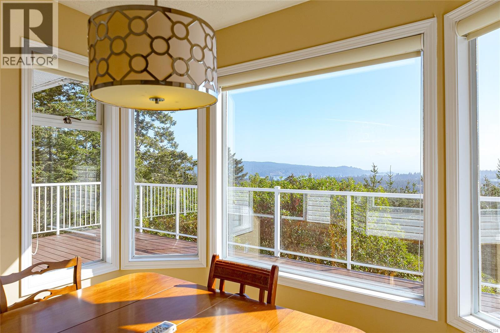  2270 Henlyn Drive, Sooke