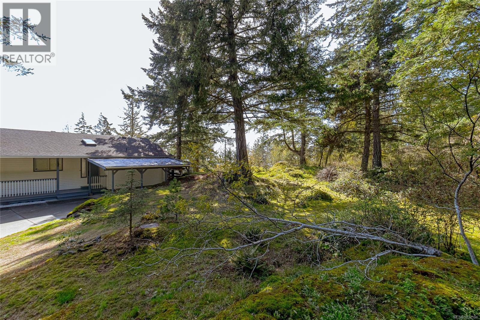  2270 Henlyn Drive, Sooke