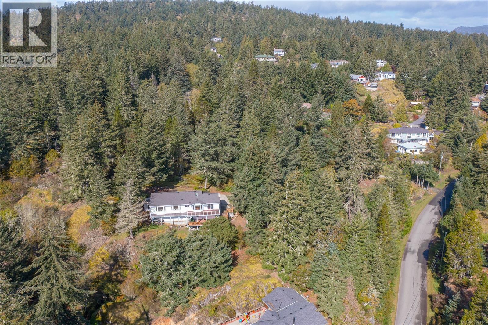  2270 Henlyn Drive, Sooke