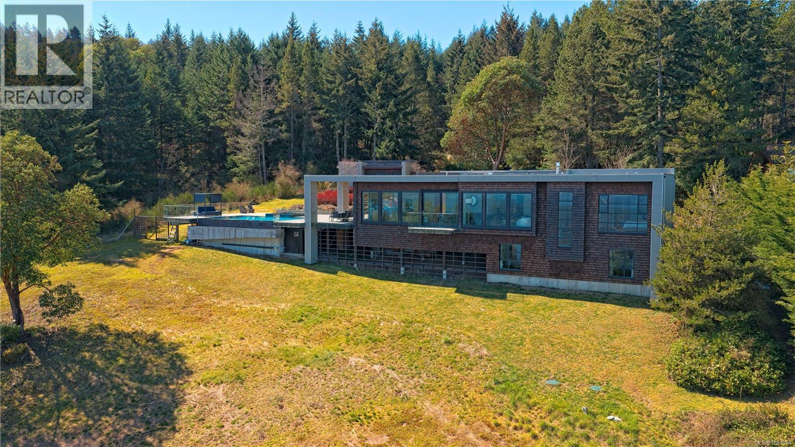 136 Wilkie Way - 4