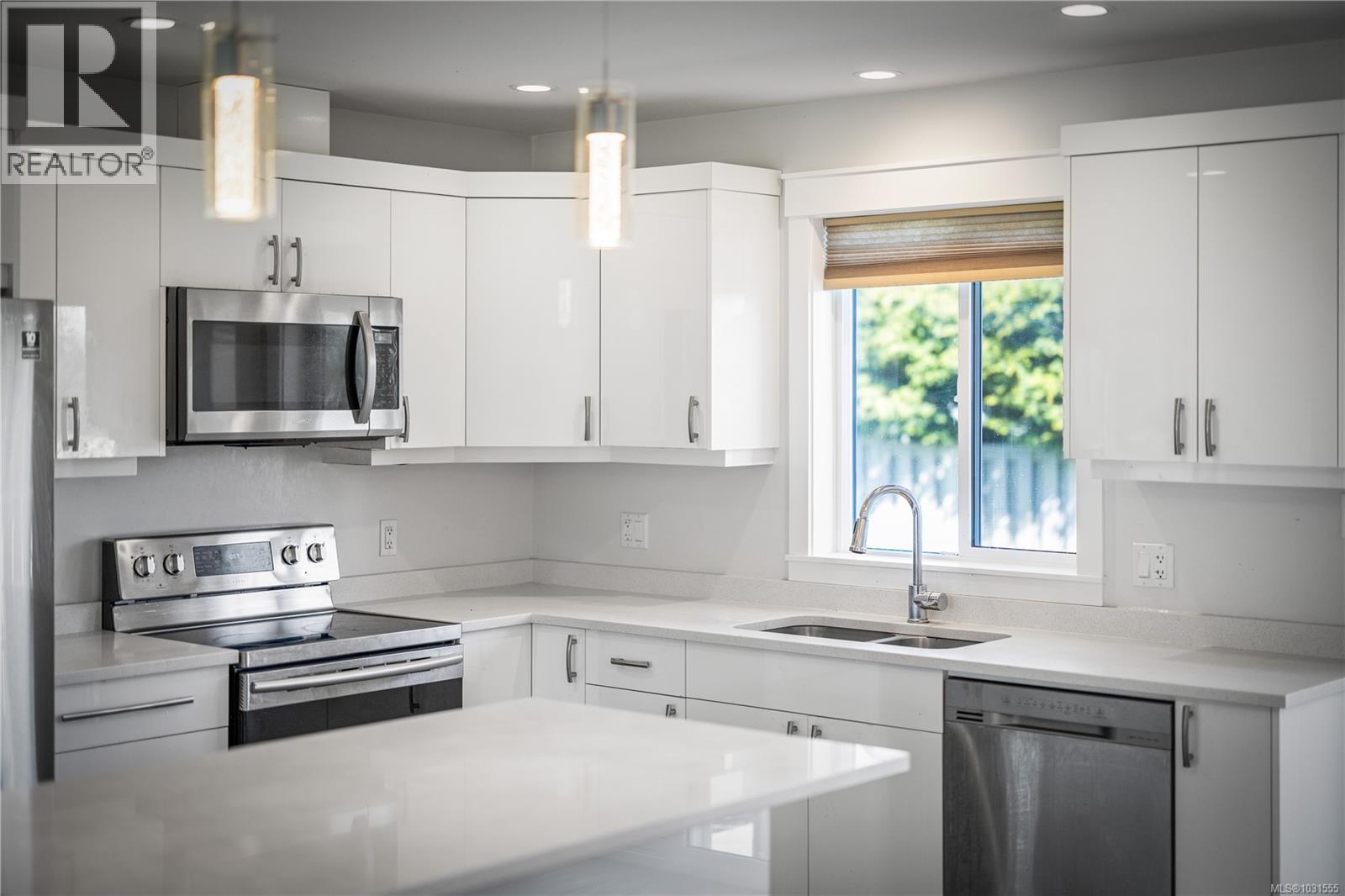 1535 PRENTICE RD - Image 3