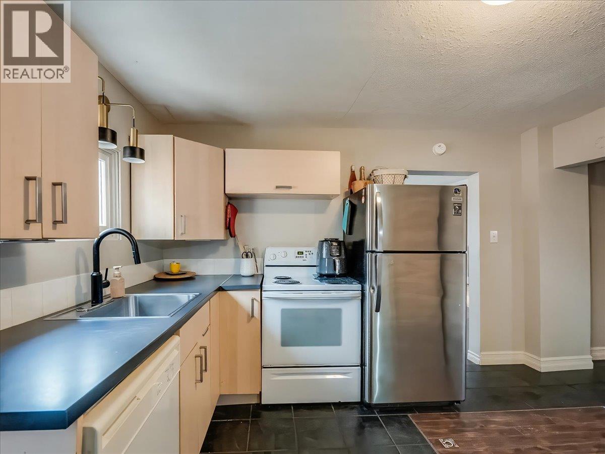 2006 DANIEL STREET - 19