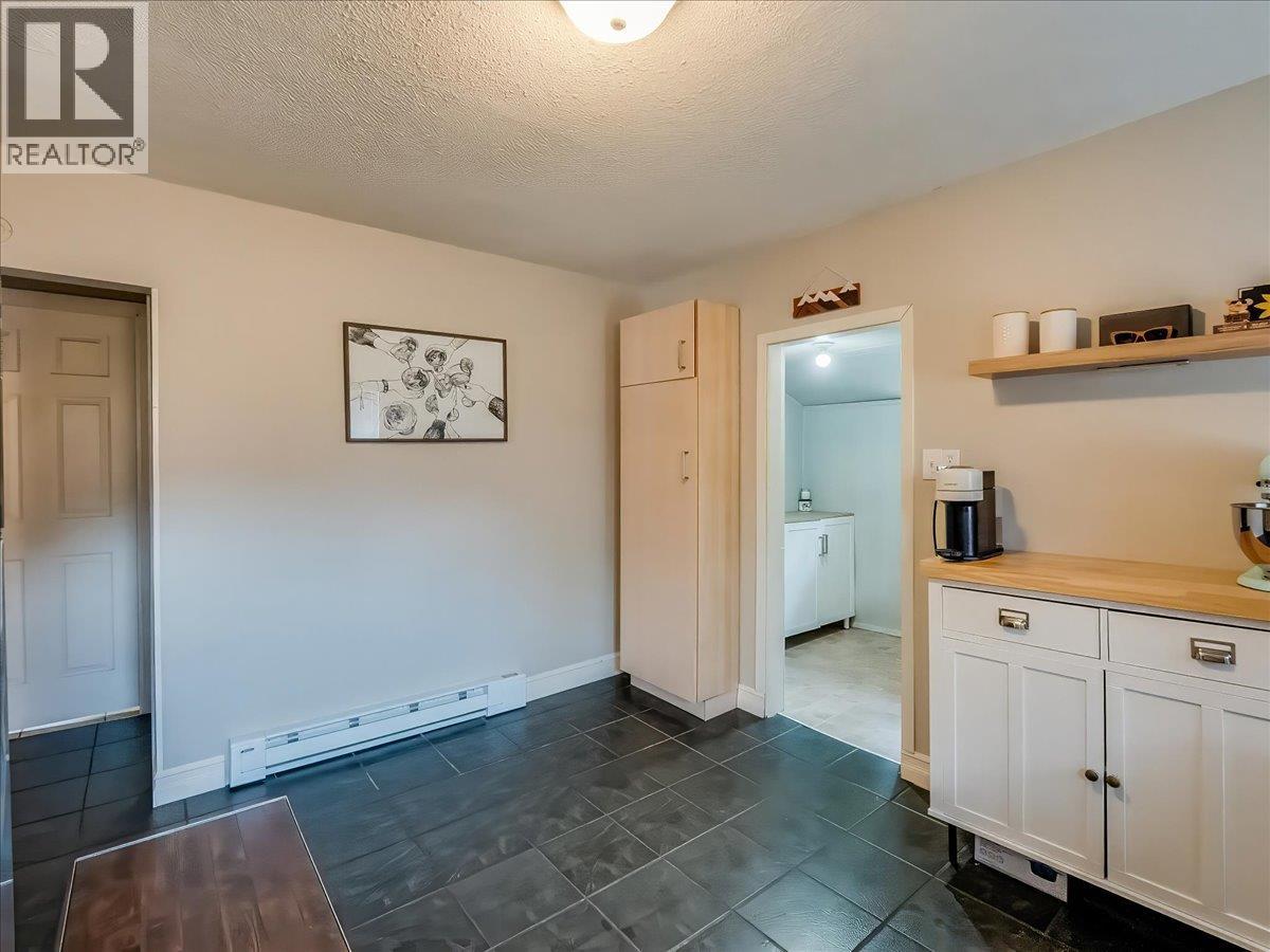 2006 DANIEL STREET - 22