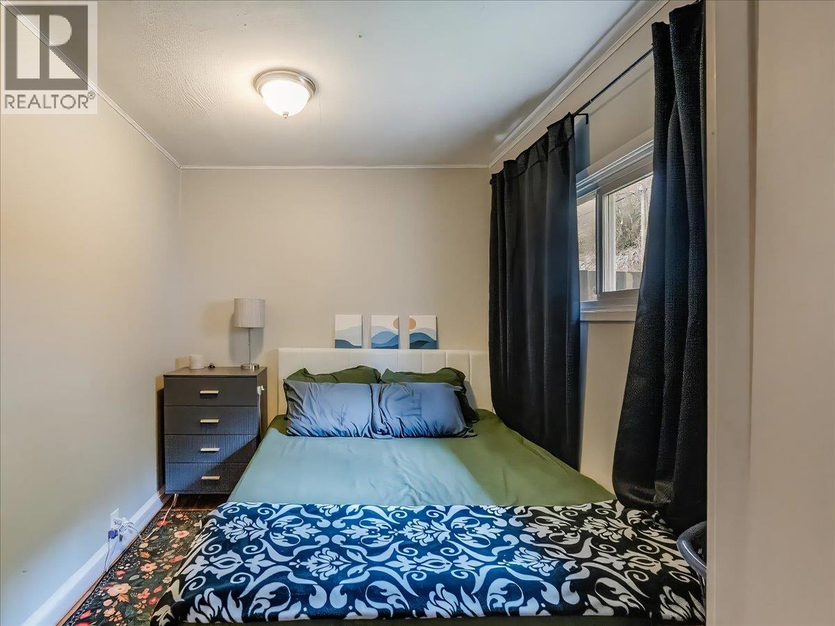 2006 DANIEL STREET - 30