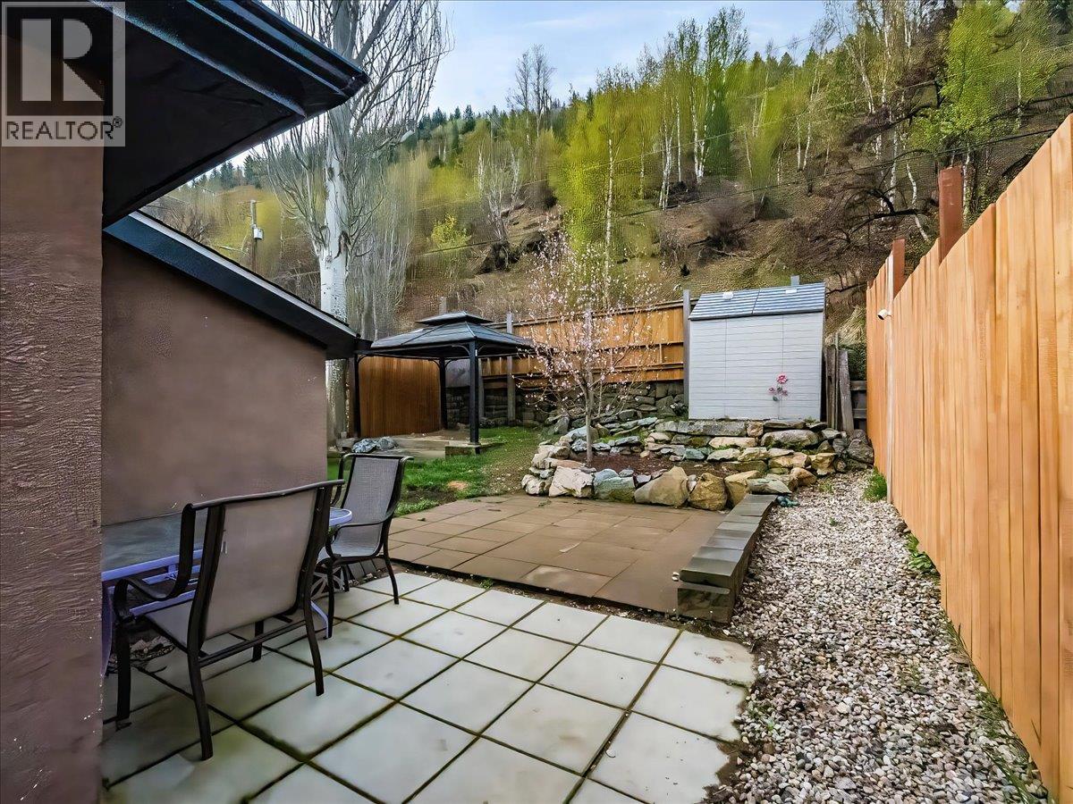 2006 DANIEL STREET - 5