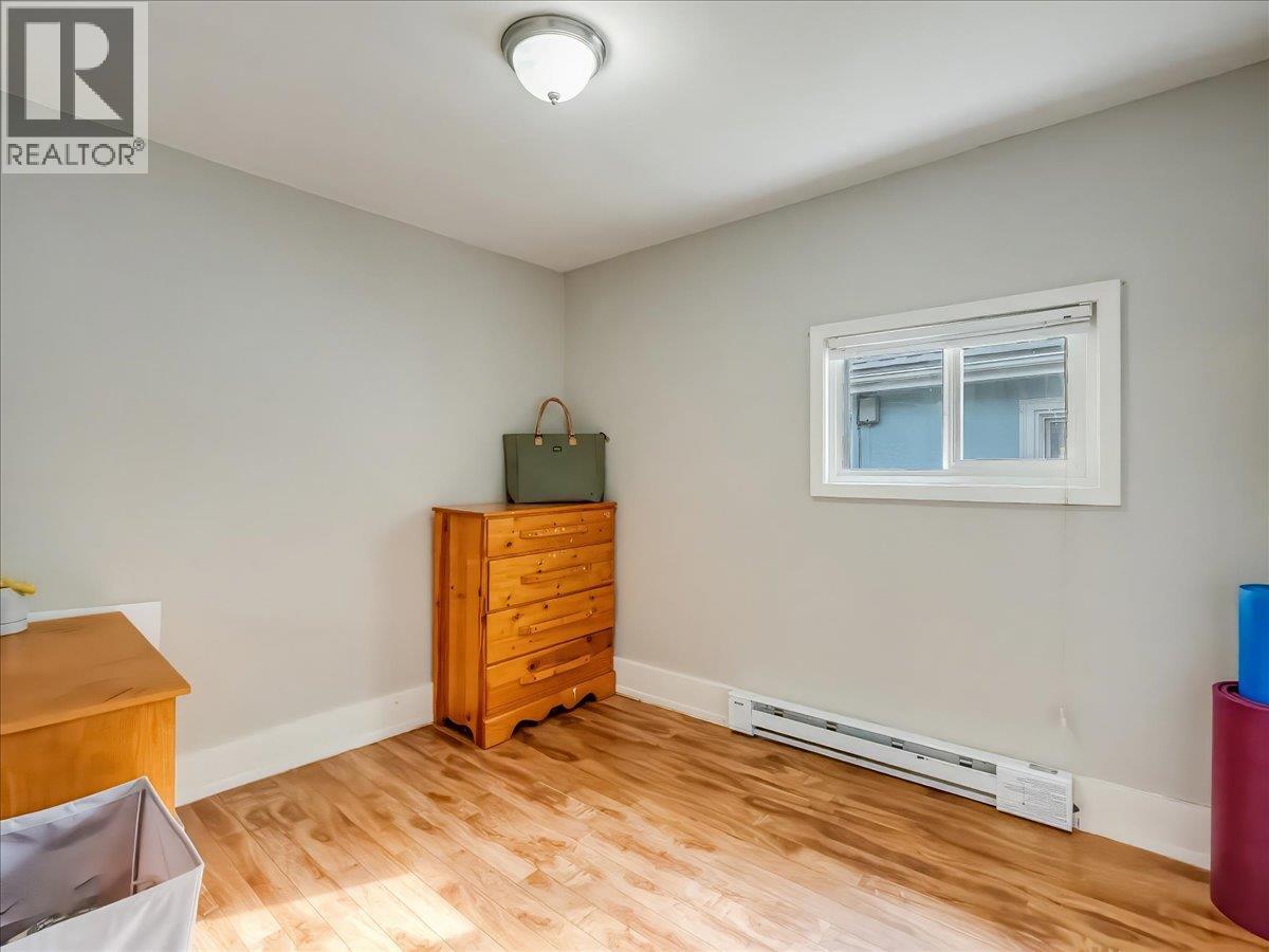 2006 DANIEL STREET - 31