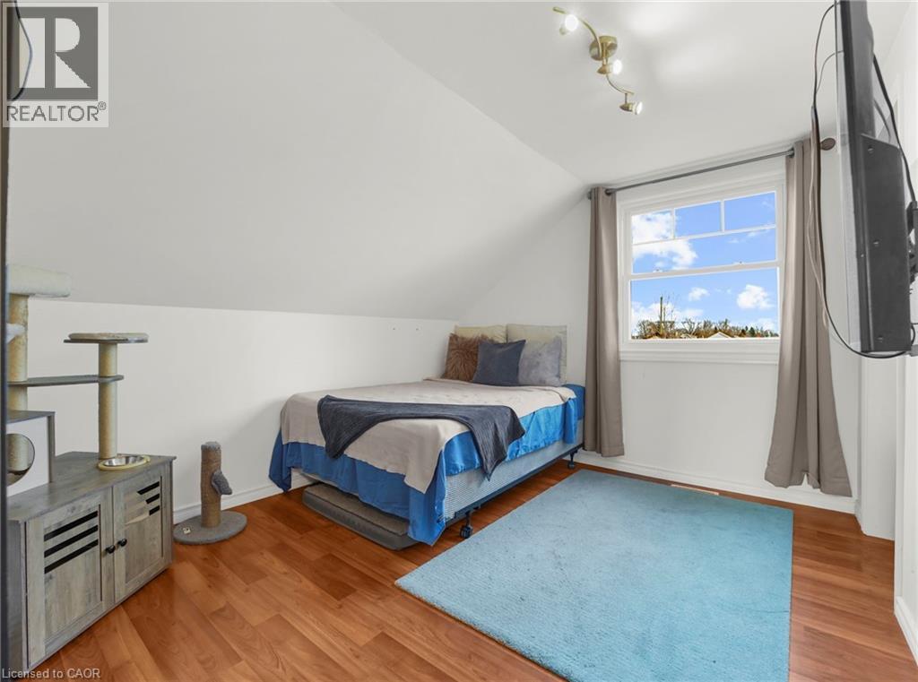 420 WAVERLY STREET - 15