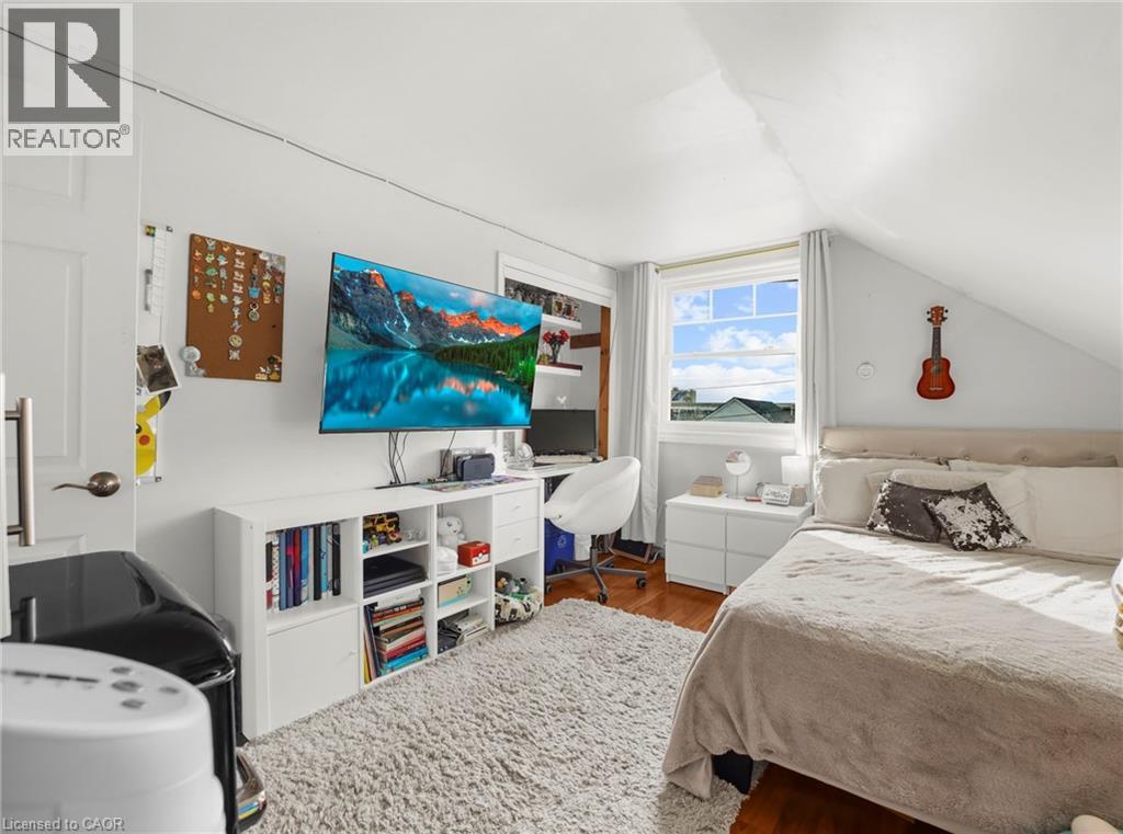420 WAVERLY STREET - 19