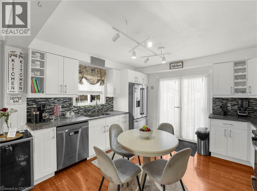 420 WAVERLY STREET - 8