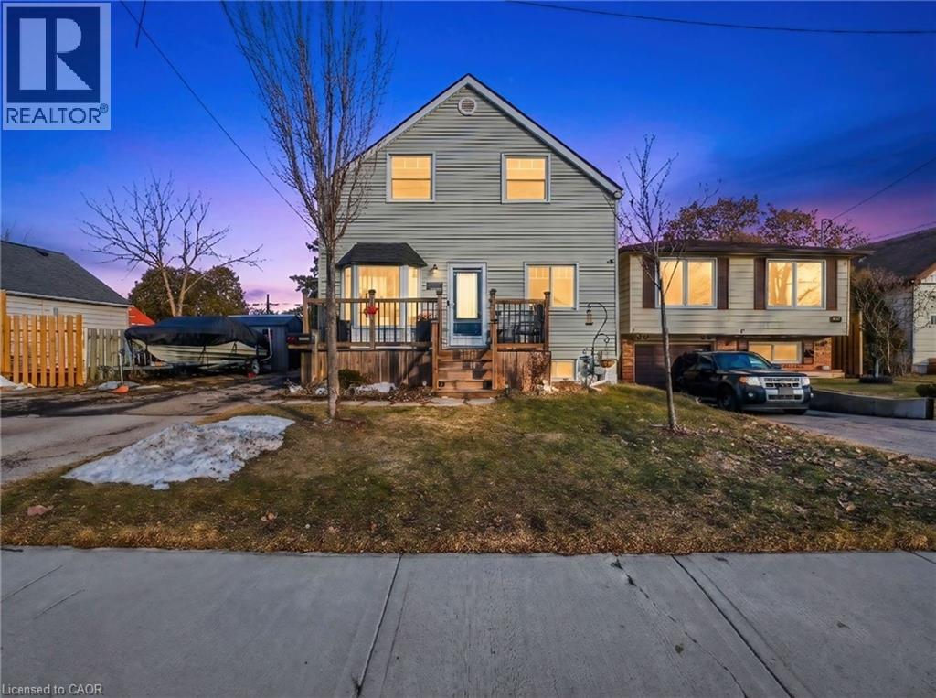 420 WAVERLY STREET - 3