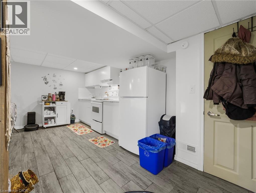 420 WAVERLY STREET - 29