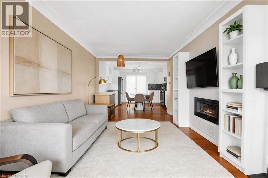 420 WAVERLY STREET - 5