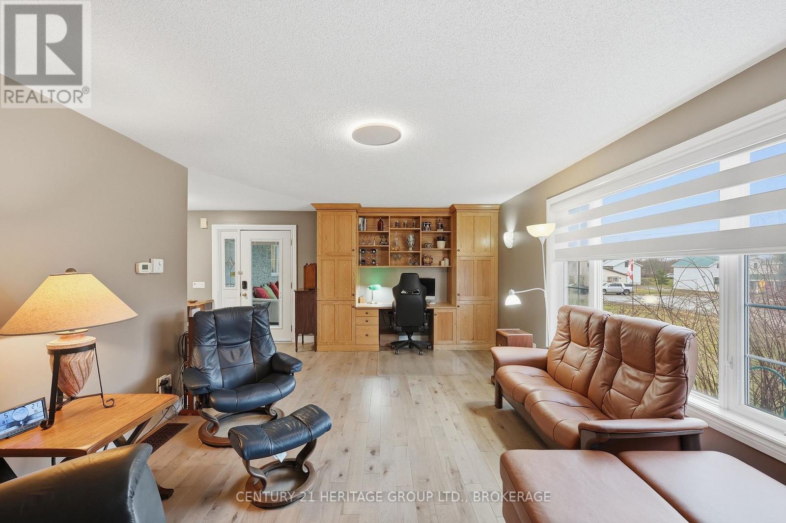 5453 PETWORTH ROAD — photo 19