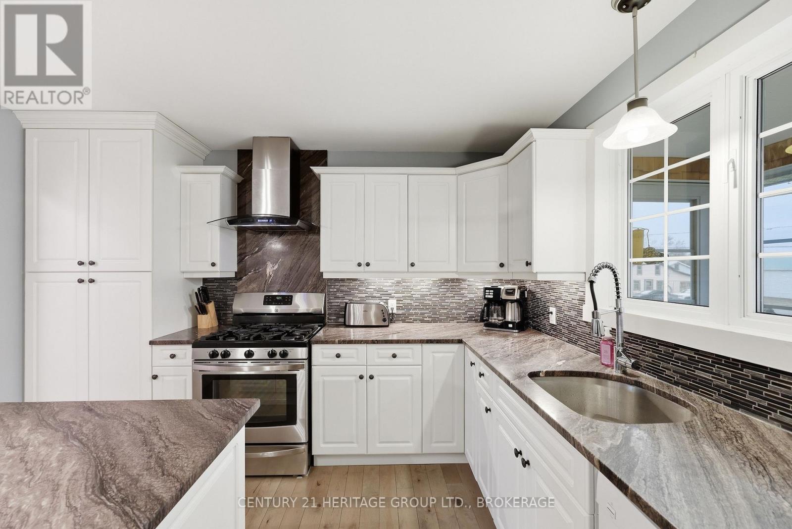 5453 PETWORTH ROAD — photo 25