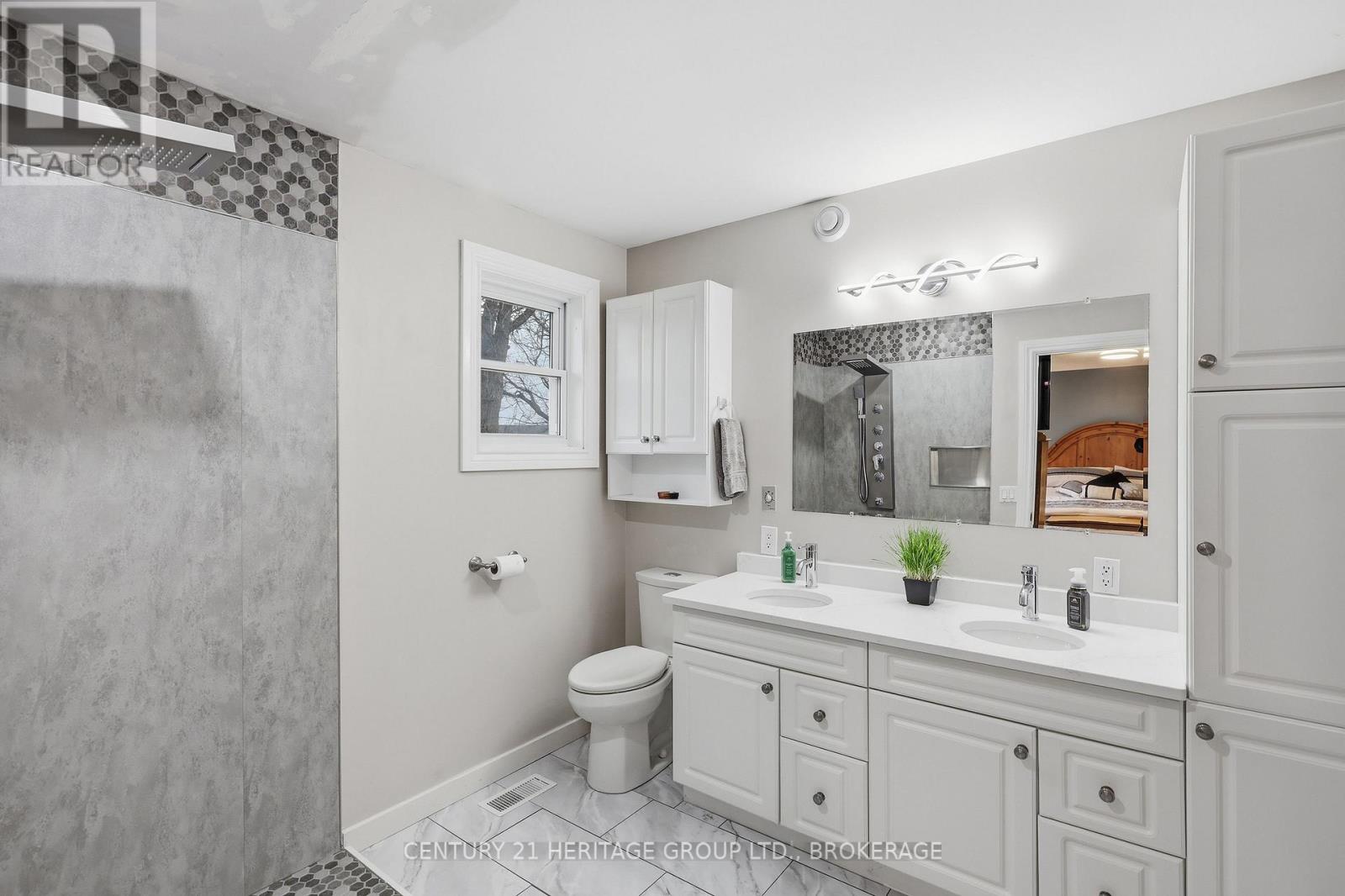 5453 PETWORTH ROAD — photo 35