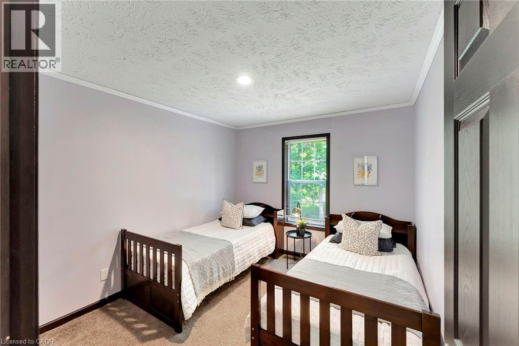 4881 MAPLEVIEW Crescent - 21