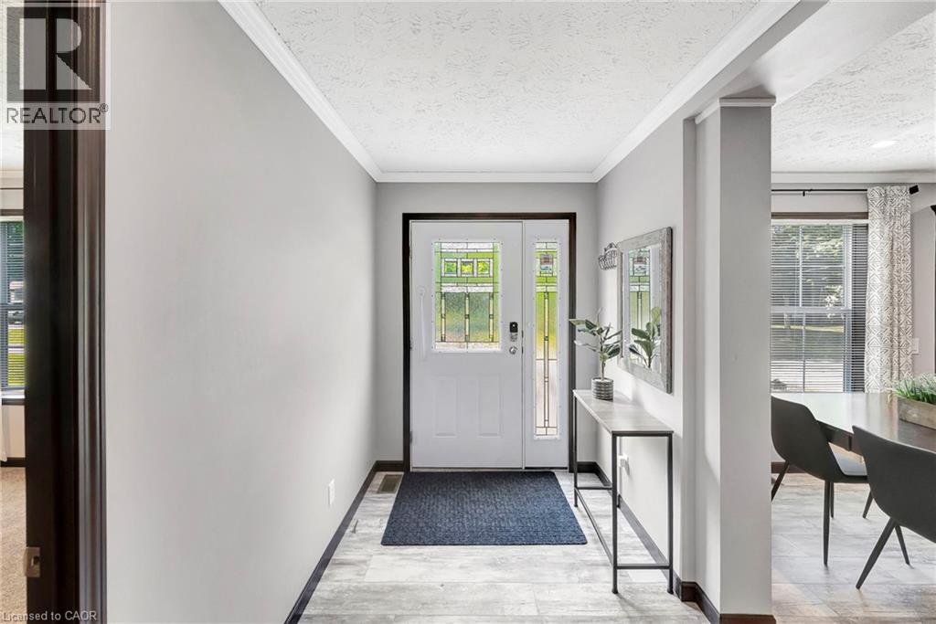 4881 MAPLEVIEW Crescent - 5