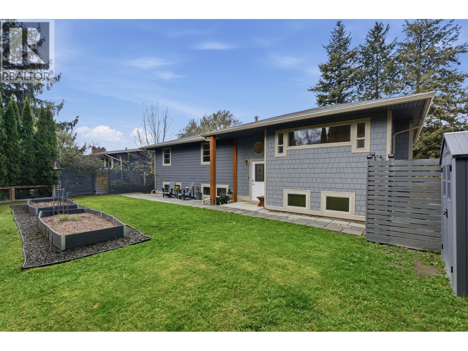  1729 Gillard Drive, Kelowna