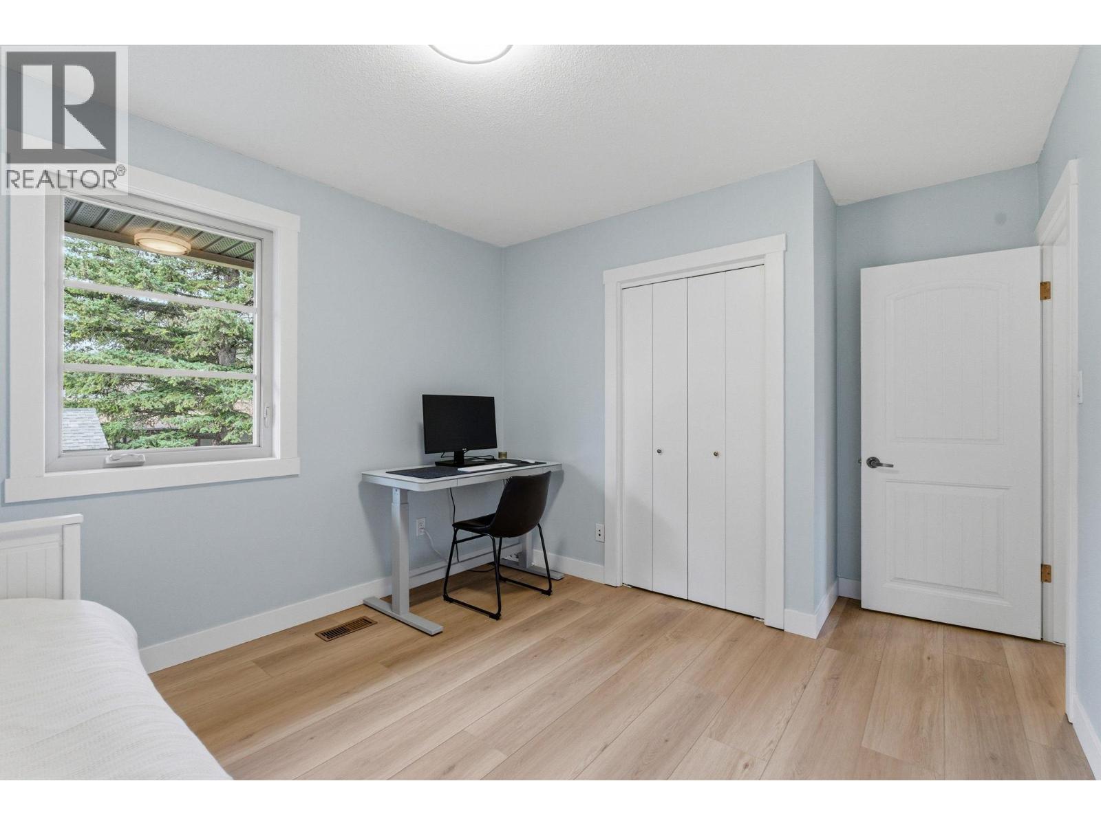  1729 Gillard Drive, Kelowna