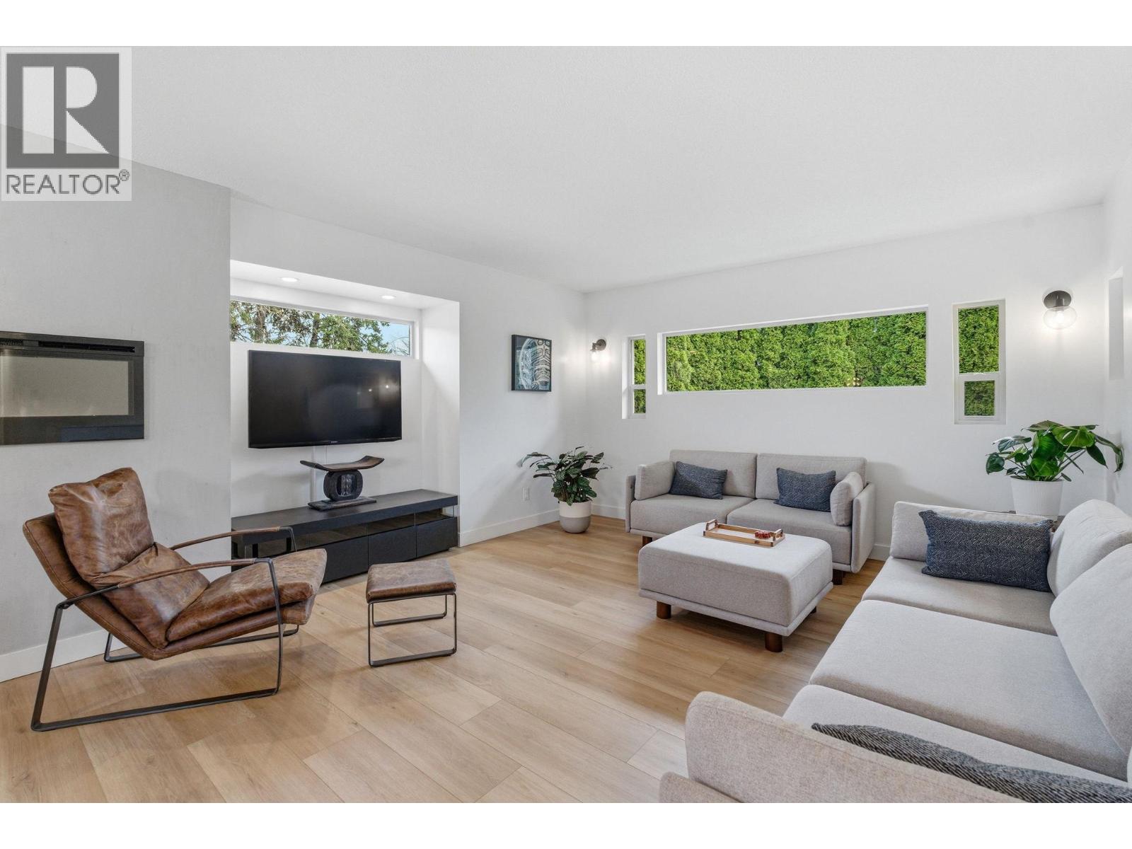  1729 Gillard Drive, Kelowna