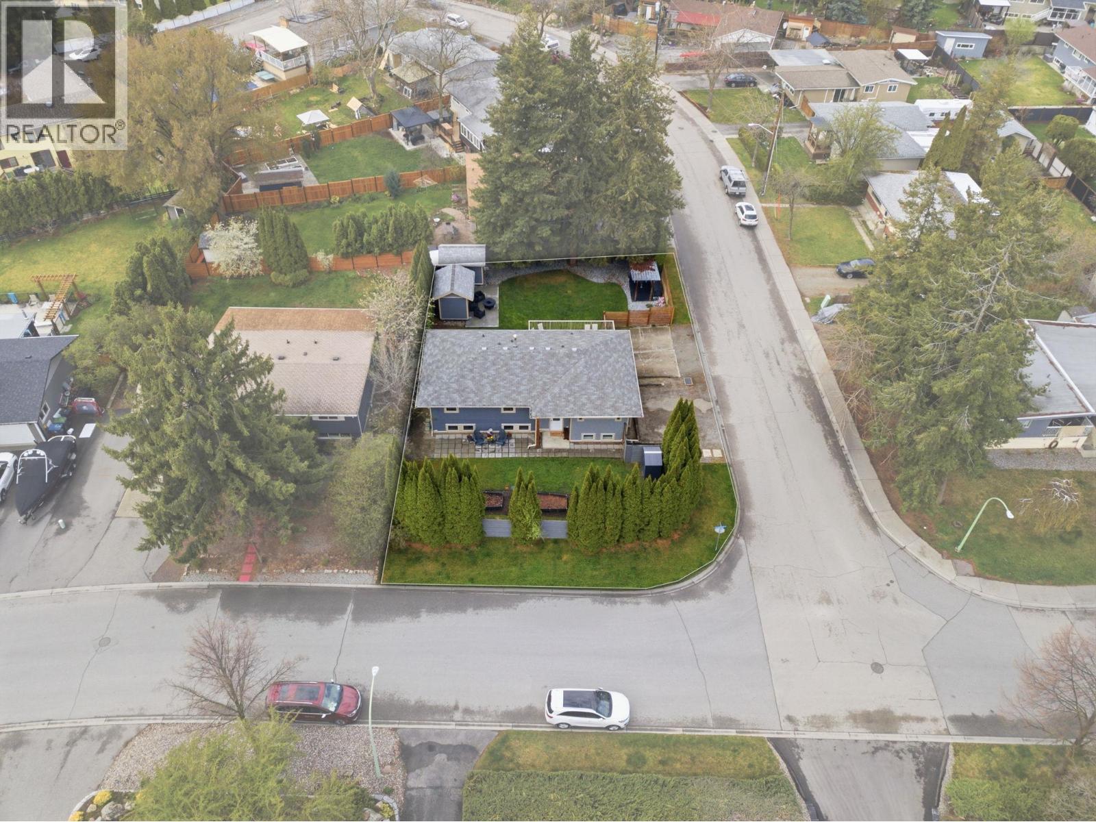  1729 Gillard Drive, Kelowna