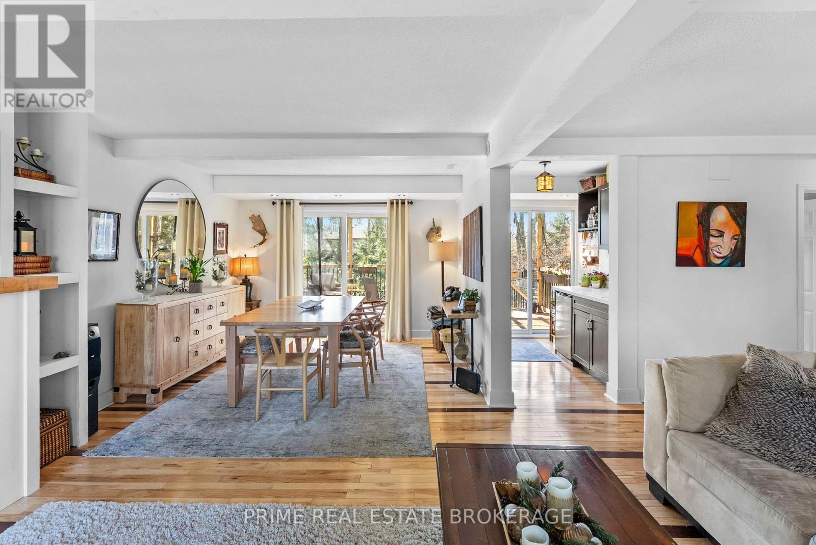 8 CRAMSTON CRESCENT Property Photo