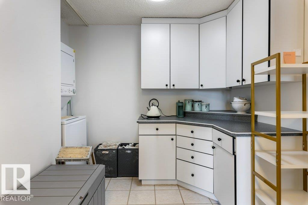 #1403 9808 103 ST NW - 17