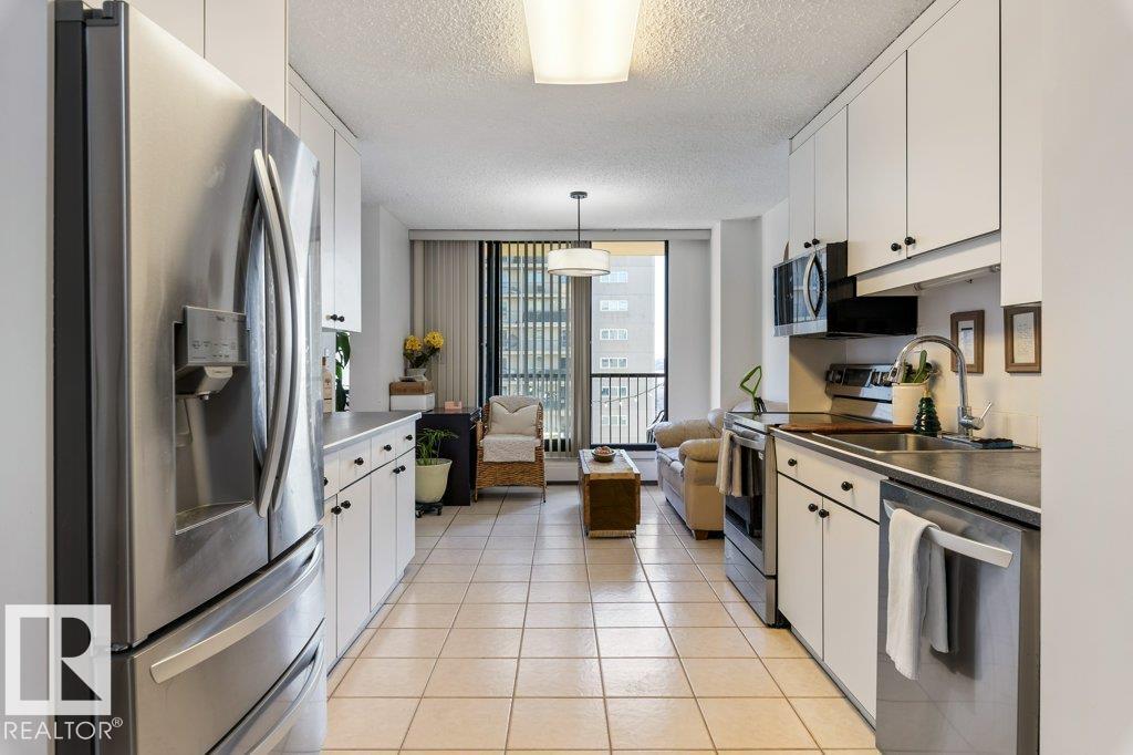 #1403 9808 103 ST NW - 18