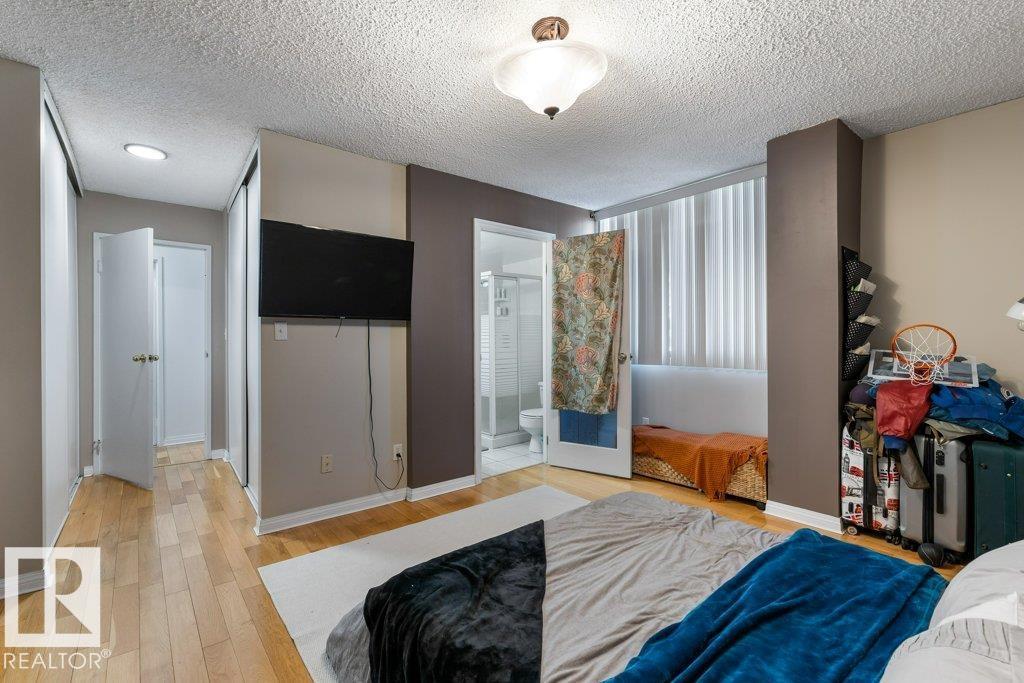 #1403 9808 103 ST NW - 26