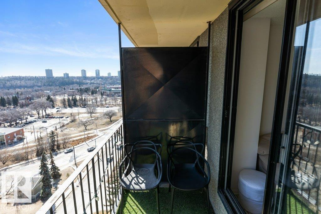 #1403 9808 103 ST NW - 29