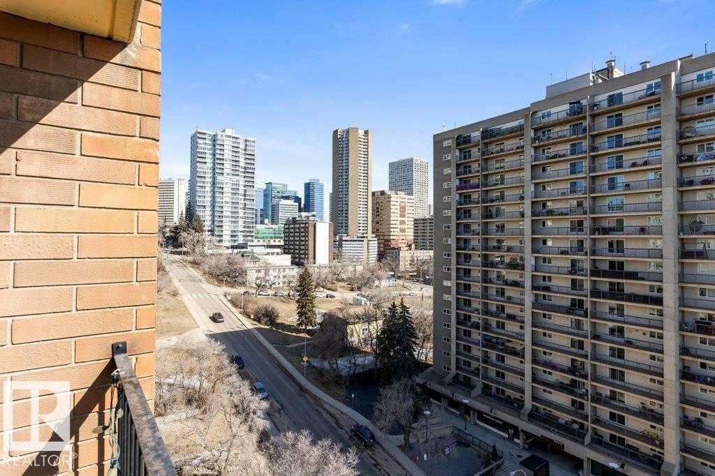 #1403 9808 103 ST NW - 31