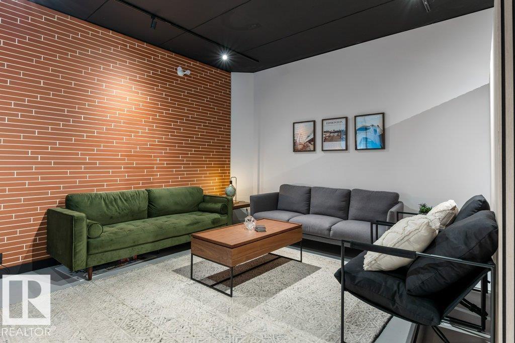 #1403 9808 103 ST NW - 37