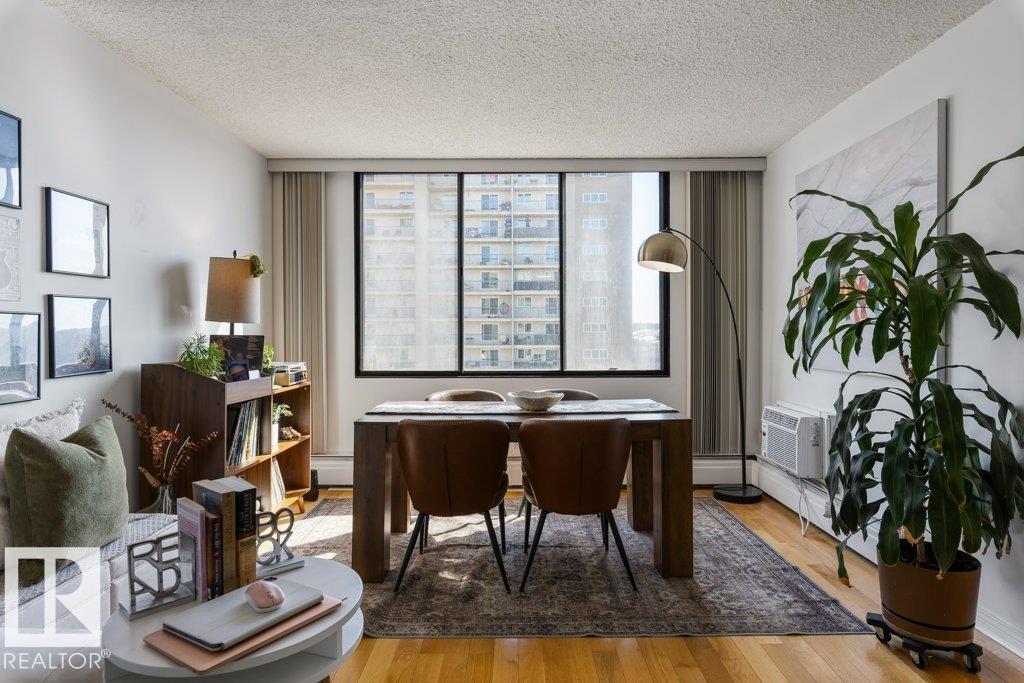 #1403 9808 103 ST NW - 8