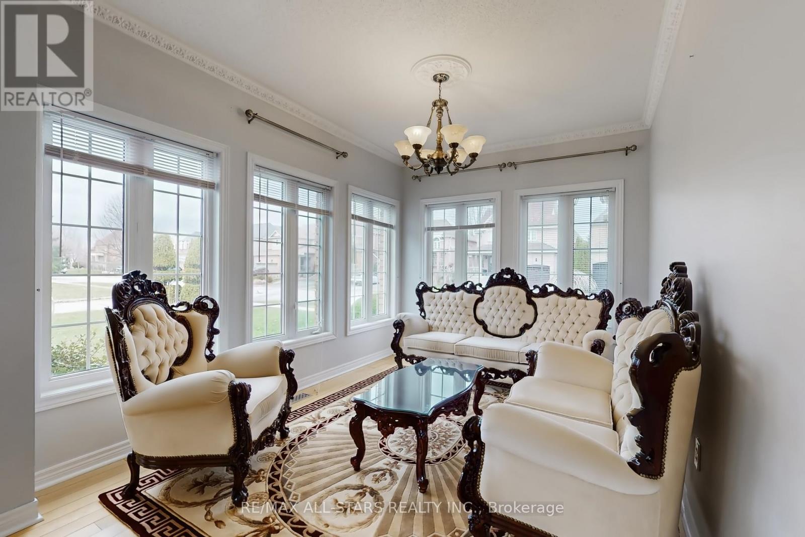 75 GLORIA CRESCENT - 11