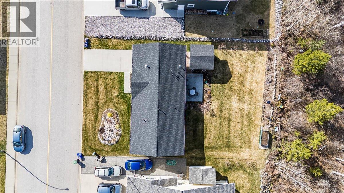 4008 16TH AVENUE - 9