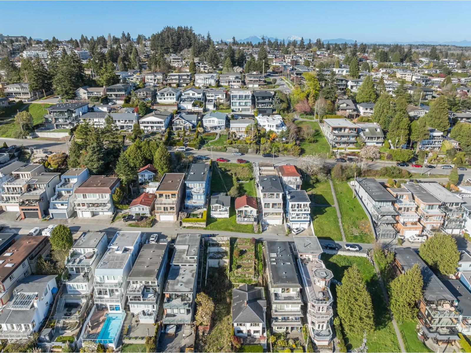 15412 COLUMBIA AVENUE, White Rock