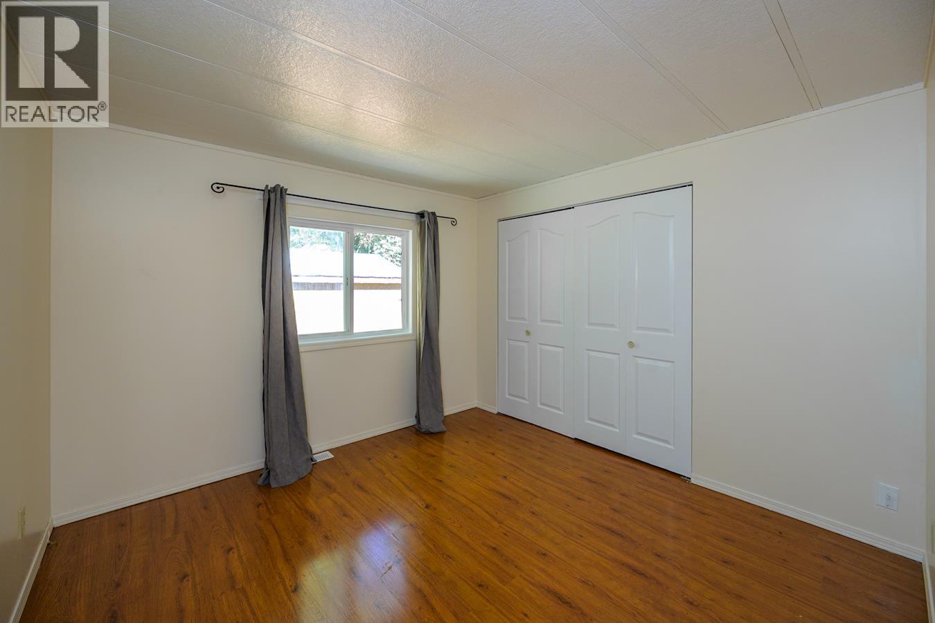 8487 PETER ROAD - 21