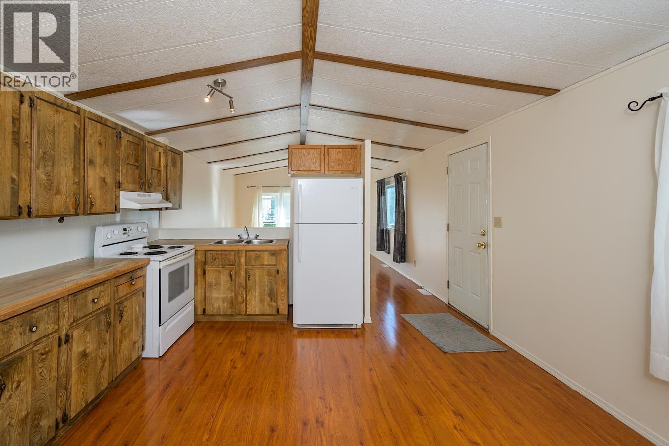 8487 PETER ROAD - 7