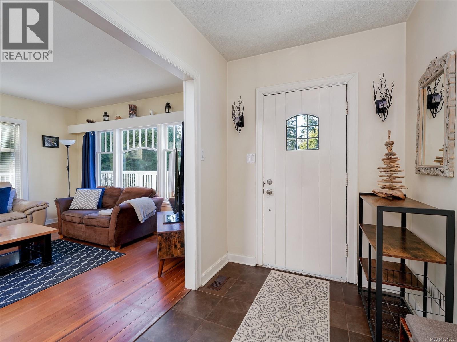  8996 West Coast Road, Sooke