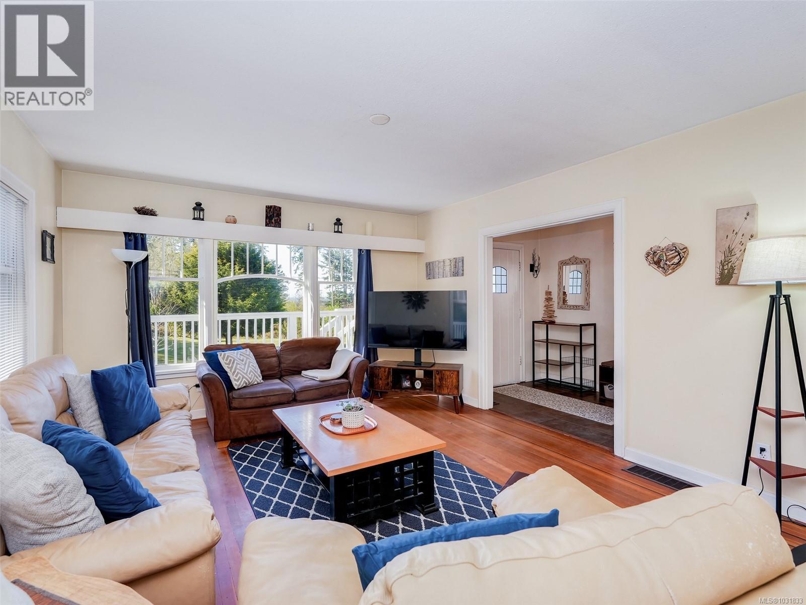  8996 West Coast Road, Sooke