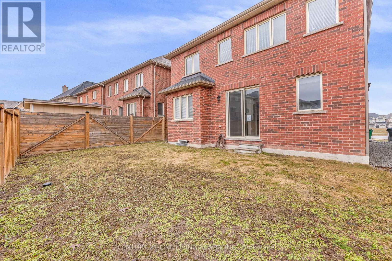 64 GEORGE GRAY DRIVE - 39