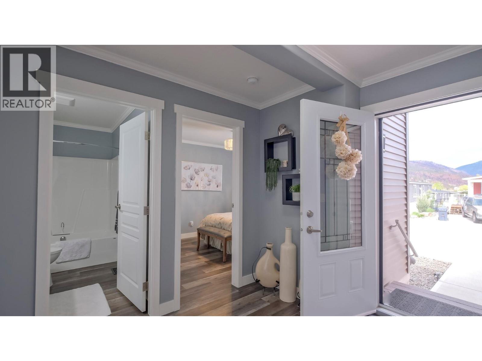 #76 1835 NANCEE WAY COURT - 3