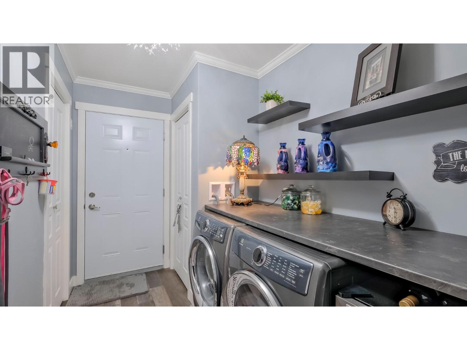 #76 1835 NANCEE WAY COURT - 31