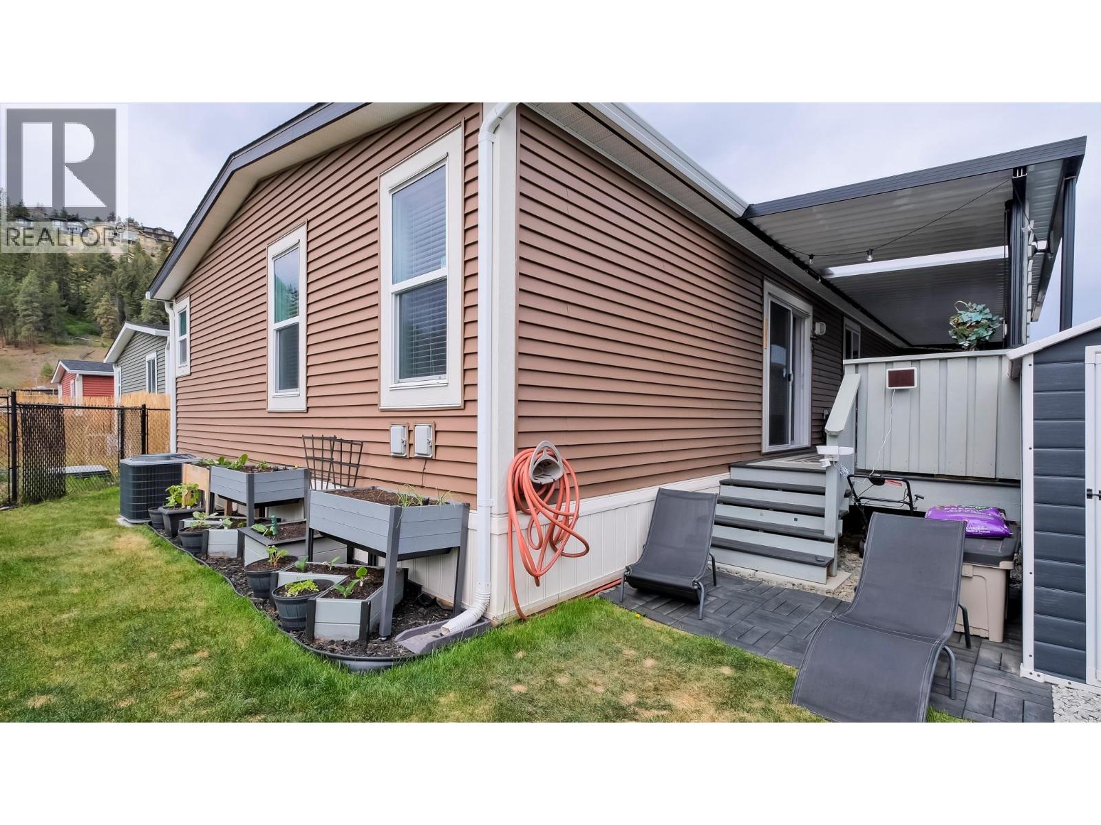 #76 1835 NANCEE WAY COURT - 34