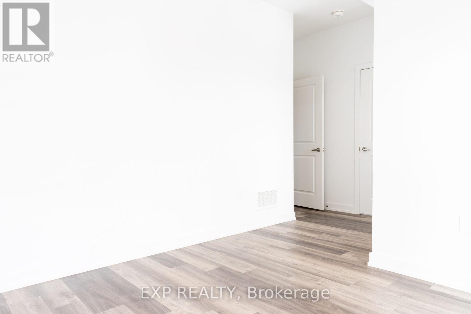 #40 205 WEST OAK TRAIL - 11