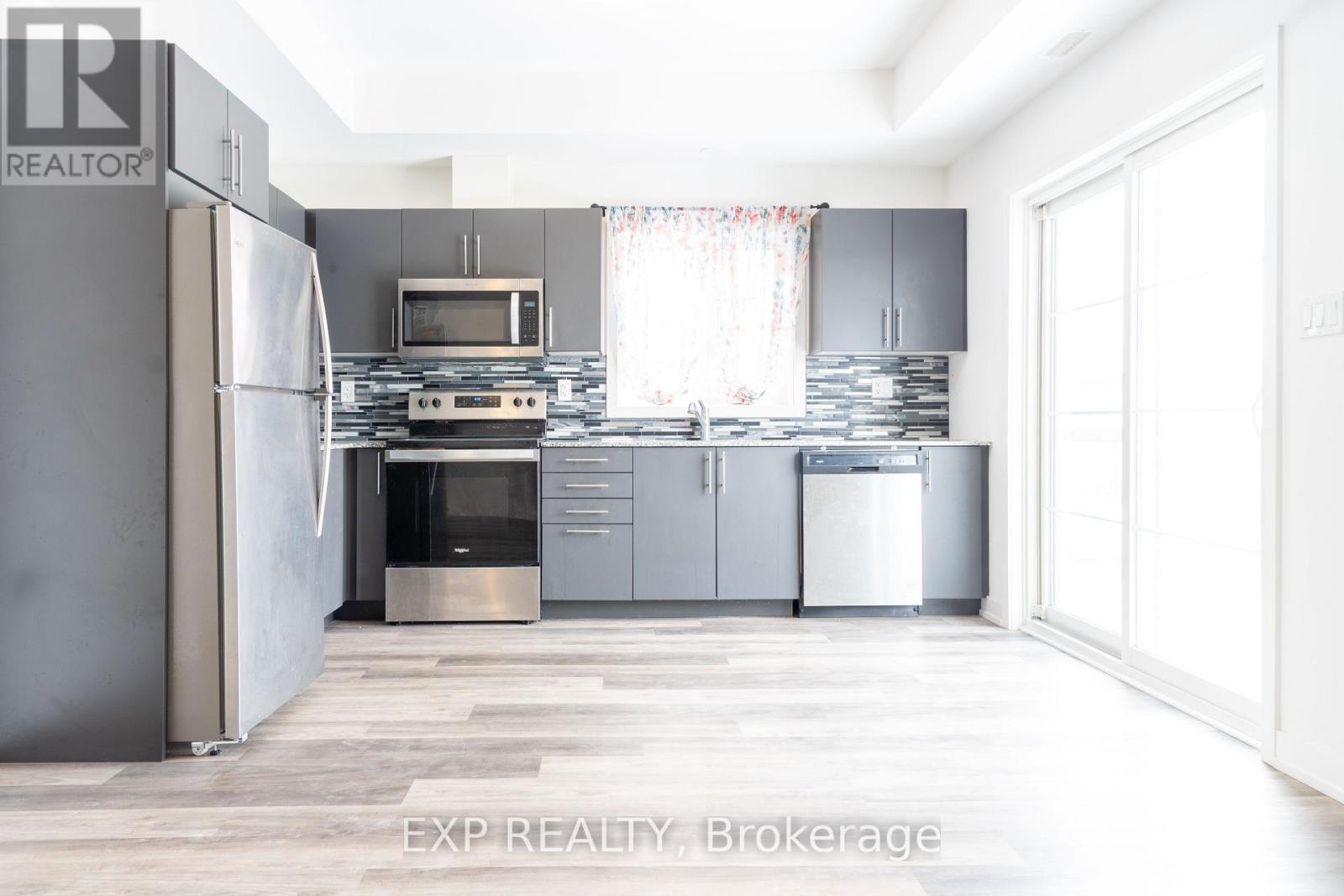 #40 205 WEST OAK TRAIL - 2