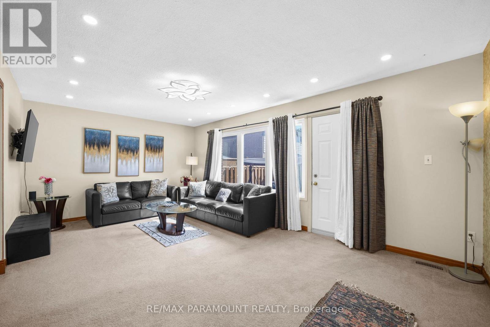 4 - 85 ALBRIGHT ROAD