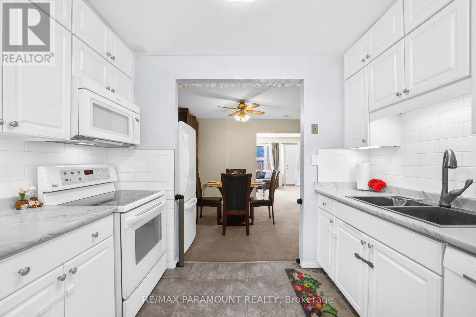 #4 85 ALBRIGHT ROAD - 20