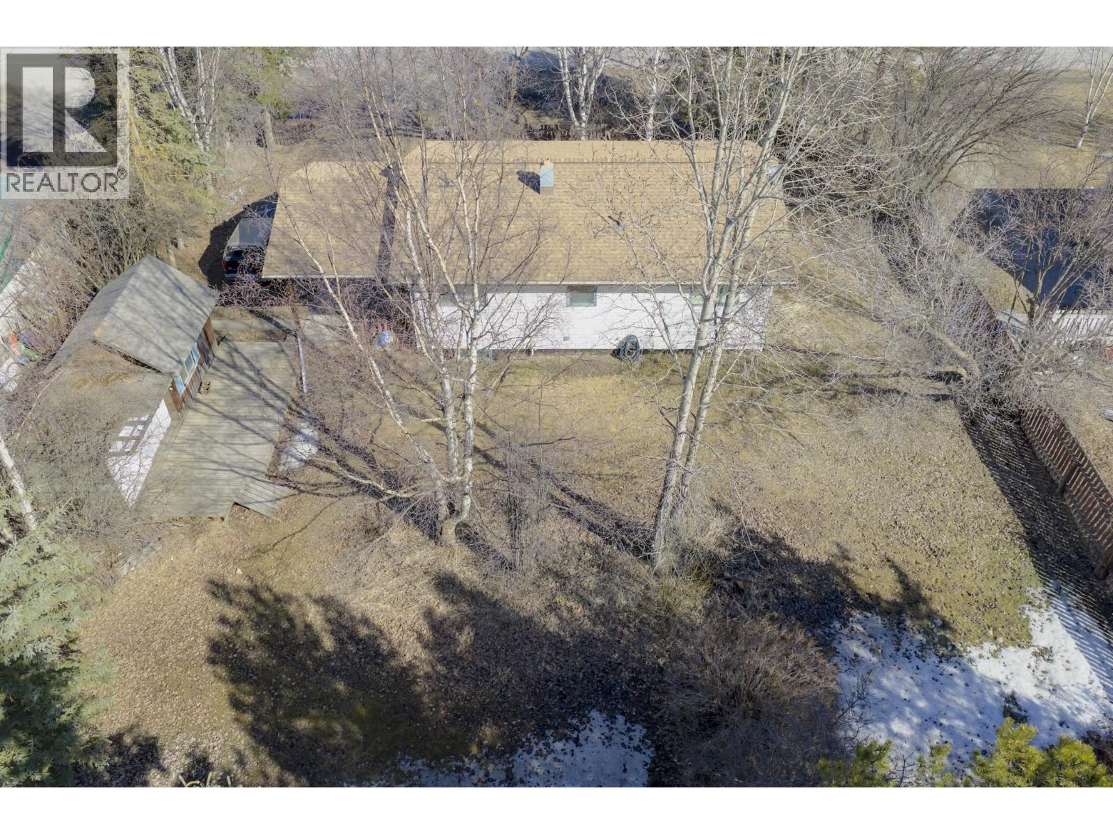 526 E VICTORIA STREET - 26