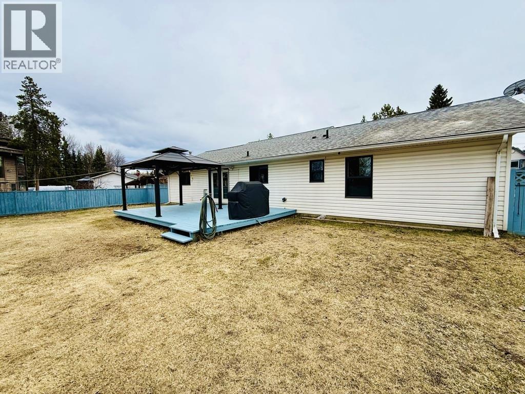 1518 WALNUT STREET - 24